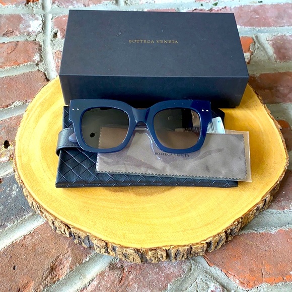 Bottega Veneta Accessories - 🆕 Bottega Veneta BV 0007 Sunglasses made in Italy o